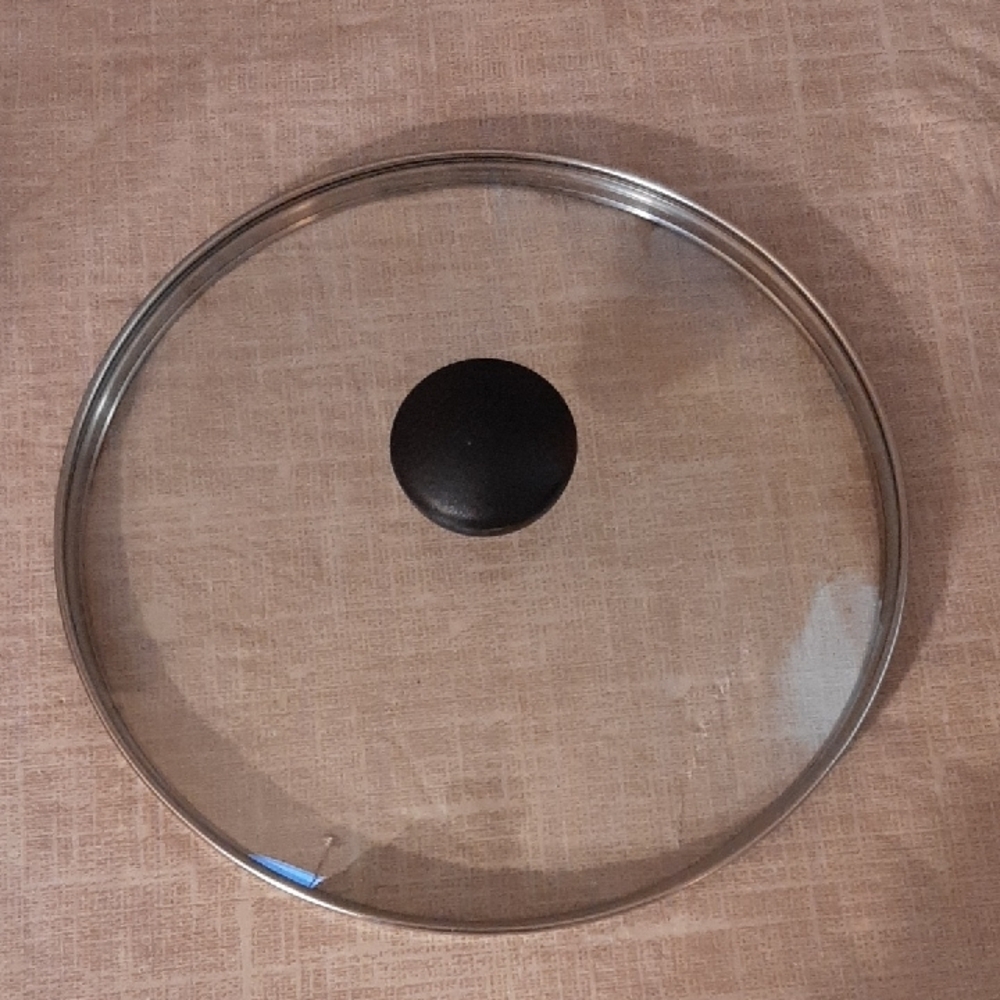 Glass Pot Lid with Black Knob 10"